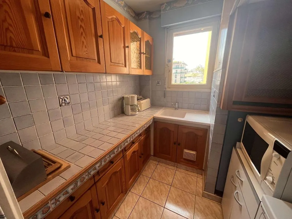 Appartement 2 Pieces Proche Plage Avec Garage, Frejus - Fr-1-226A-167