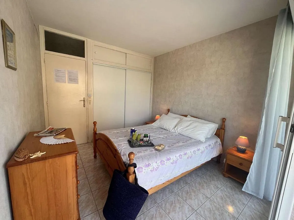Apartment Appartement 2 Pieces Proche Plage Avec Garage, Frejus - Fr-1-226A-167